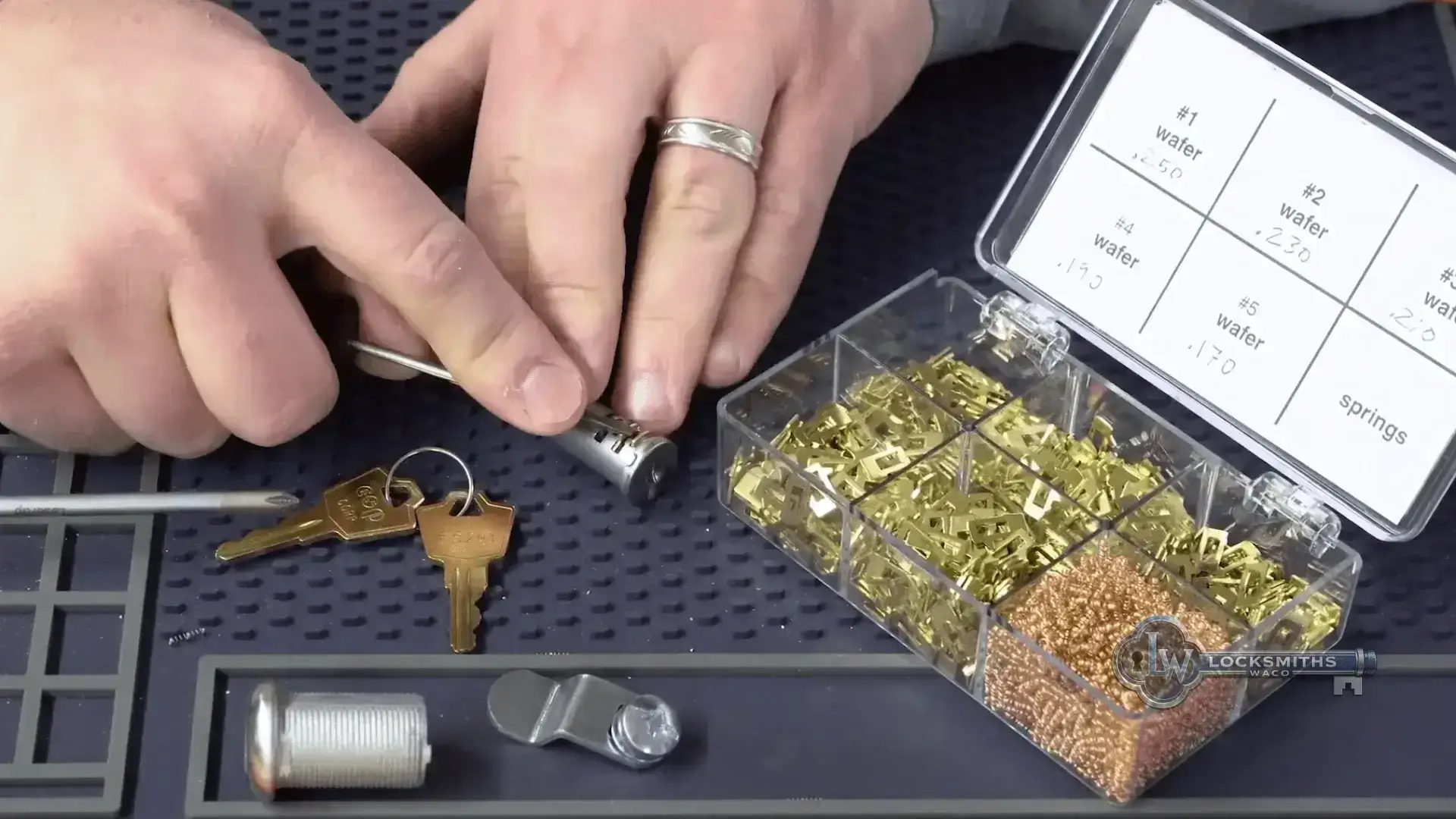 Locksmith Lorena TX 1 Mobile locksmith serving Lorena, TX for lock repair and key services