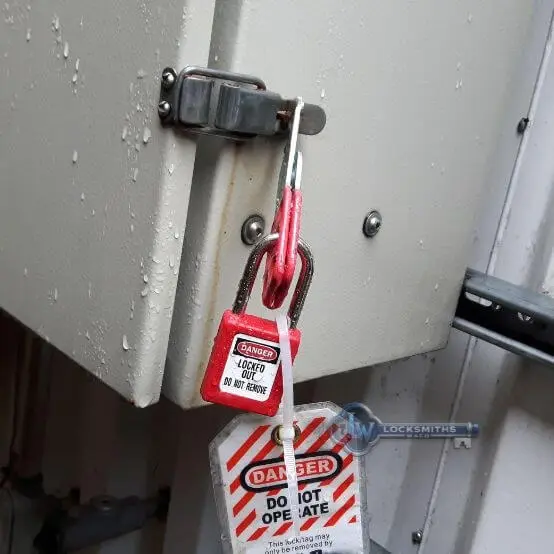 Safe opening and lockout service in Waco TX
